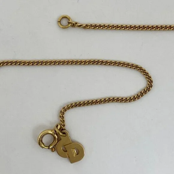 Christian Dior Heart Motif Rhinestone Necklace Pendant Necklace GP Gold Red - Picture 3 of 4